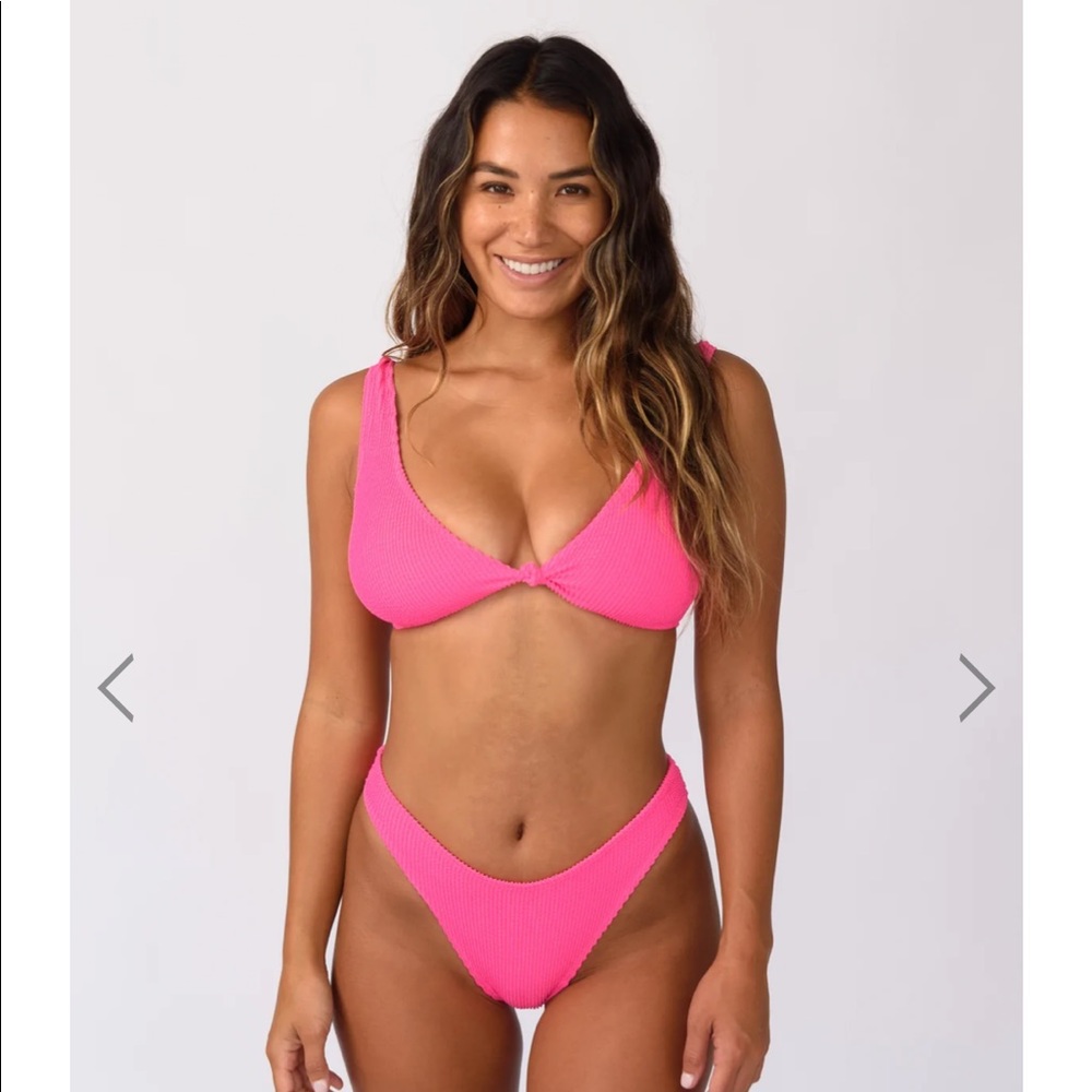 Skatie Penny Bikini Top Cosmo Size M